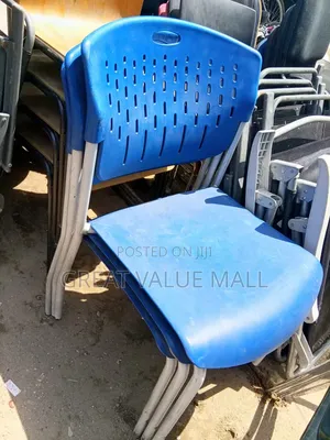 Plastic Stacking Visitor Chair