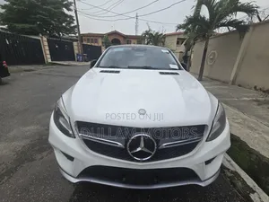 Mercedes-Benz GLE-Class AMG GLE 43 4MATIC 2015 White