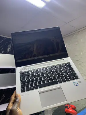 Laptop HP EliteBook 830 G5 8GB Intel Core i5 SSD 256GB