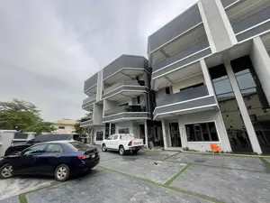4bdrm Townhouse/Terrace in Utako for sale