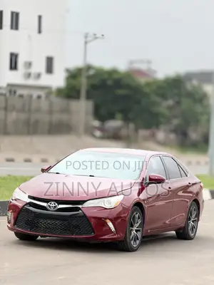 Toyota Camry 2015 Red
