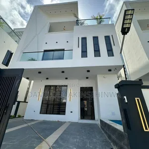 5bdrm Duplex in Lekki for sale