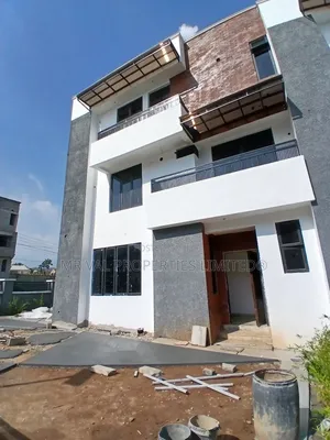 4bdrm Townhouse/Terrace in Dantata Estate, Bunkoro for sale