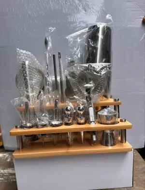 Bar Cocktail Mixologist Set With Boston Shaker