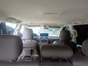 Lexus GX 460 2011 Black