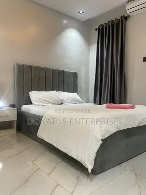Classy Shortlet Apartment Within Palmgroove/Pedro/Shomolu/Bariga