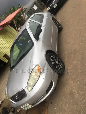 Toyota Corolla 2005 Silver