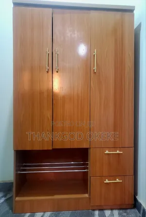 Beautiful Wardrobe (With Free Floating Console Cabine)