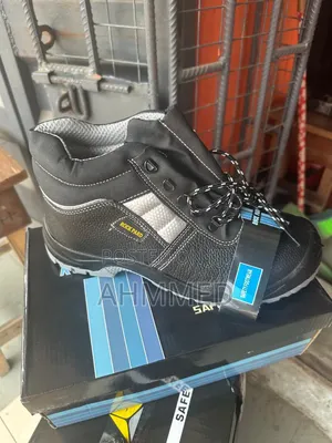 Rock Pad Safety Boot