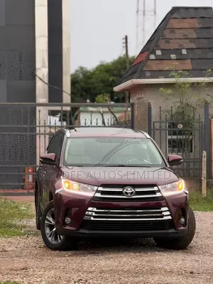 Toyota Highlander 2016 Maroon