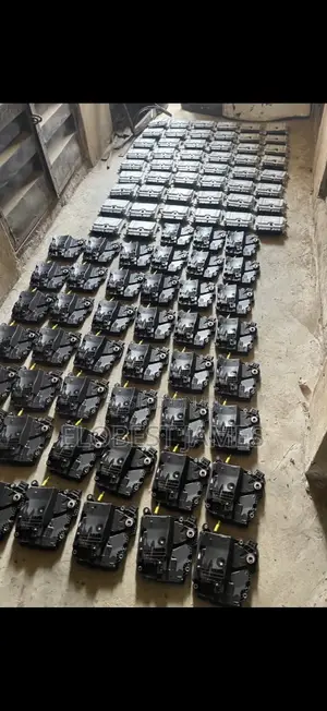 All Mercedes-Benz Ism Intelligence Server Modules