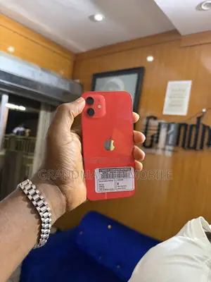 Apple iPhone 12 64 GB
