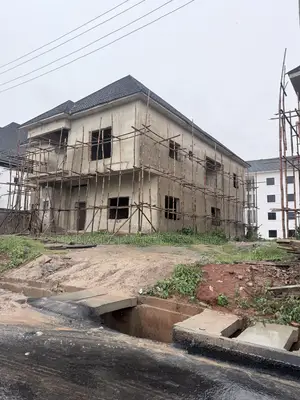 6bdrm Duplex in Admiralty Estate, Asokoro for sale