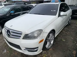 Mercedes-Benz C300 2012 White