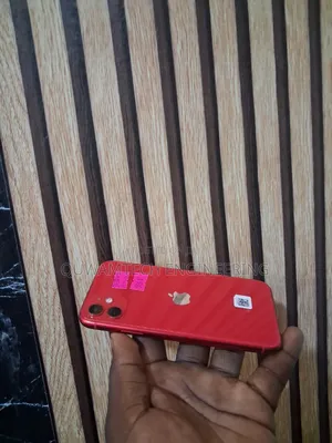 Apple iPhone 11 128 GB Red
