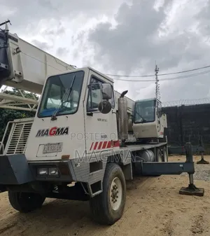40-Ton Mobile Crane for Hire – Certified Ready for Deployment