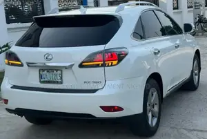 Lexus RX 350 FWD 2012 White