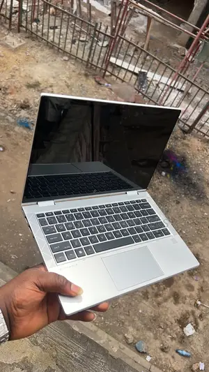 Laptop HP EliteBook 830 G8 16GB Intel Core i5 SSD 256GB