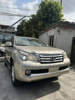 Lexus GX 460 2011 Gold