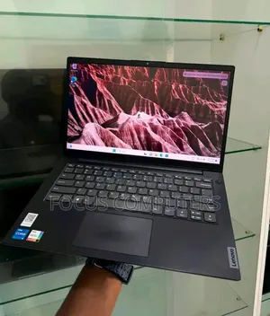 Laptop Lenovo V14 G3 IAP 8GB Intel Core i5 SSD 256GB
