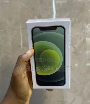 New Apple iPhone 12 128 GB Green