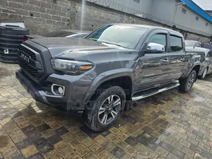 Toyota Tacoma Limited 2018 Gray