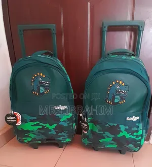 Smiggle Light Up Wheels Trolley Backpack