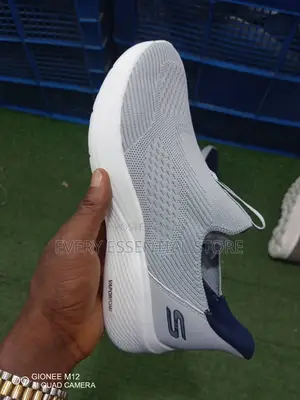 Skechers Memory Foam Insole/Vapor Foam Breathable Sneakers