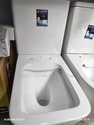Sweethome Shadro Modern Water Closet (Ft04) – Premium Ceramic