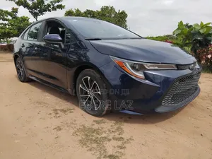 Toyota Corolla 2021 Blue