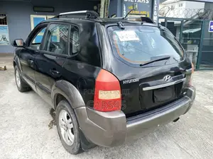 Hyundai Tucson GLS FWD 2008 Black