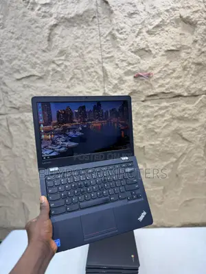 Laptop Lenovo 4GB Intel Celeron SSD 32GB