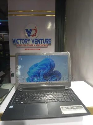 Laptop Acer Aspire ES1-572 4GB Intel Core i3 HDD 750GB