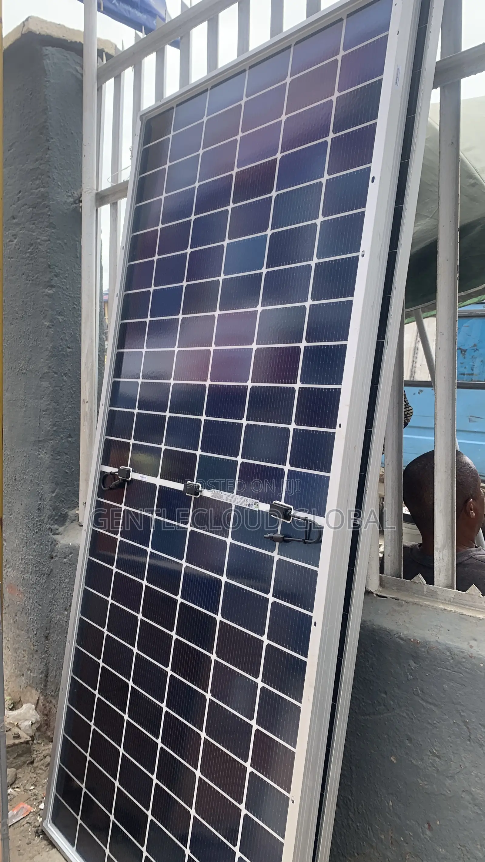 250w-650w Solar Panels