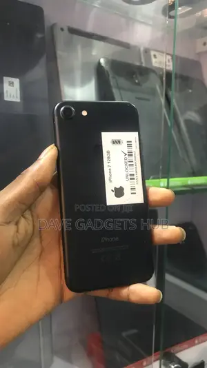 Apple iPhone 7 128 GB Black