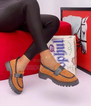 Chunky Platform Penny Loafers
For Women Size 38-43
