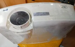 Mitsubishi Xd600u 4500lumens Projector