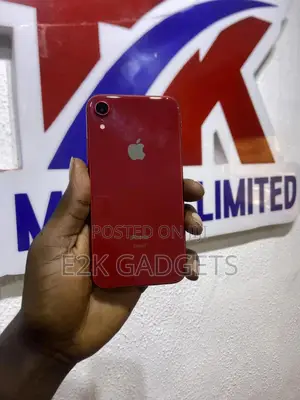 Apple iPhone XR 64 GB Red