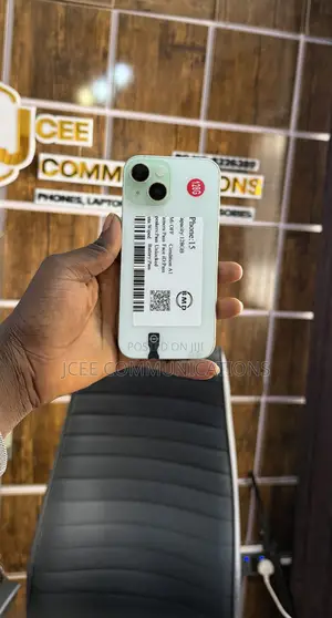 Apple iPhone 15 128 GB