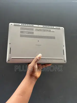 Laptop Dell Latitude 5320 16GB Intel Core i7 SSD 512GB