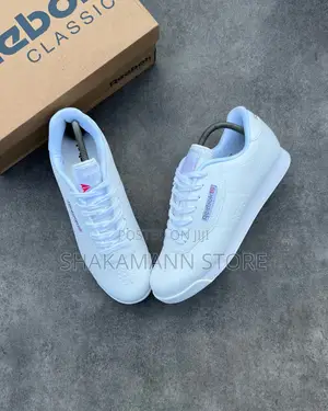 Original Reebok Royal Charm