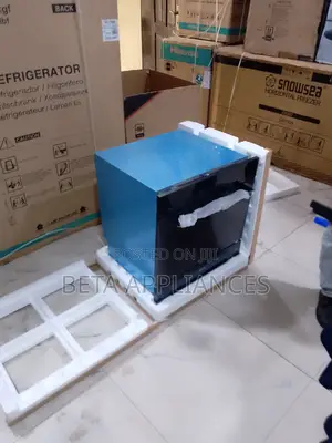 Phima Dishwasher With Adjustable Racks