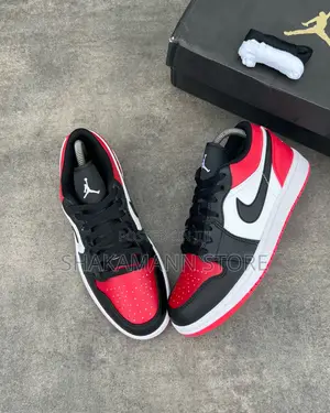 Original Air Jordan 1 Low Red Toe/ Black Luxury