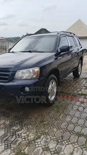 Toyota Highlander V6 2005 Blue
