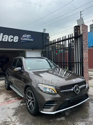 Mercedes-Benz GLC-Class 2018 Brown