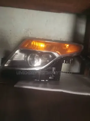 ,2013,2014 Ford Explorer Headlight