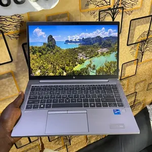 Laptop HP ZBook Firefly G8 16GB Intel Core i7 SSD 512GB