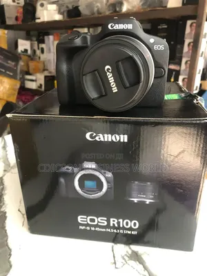 Canon Camera R100