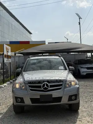 Mercedes-Benz GLK-Class 350 2010 Gray