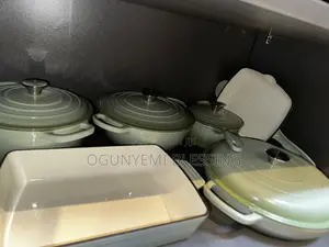 7 Sets of Quality Heavy Cast Iron Pot